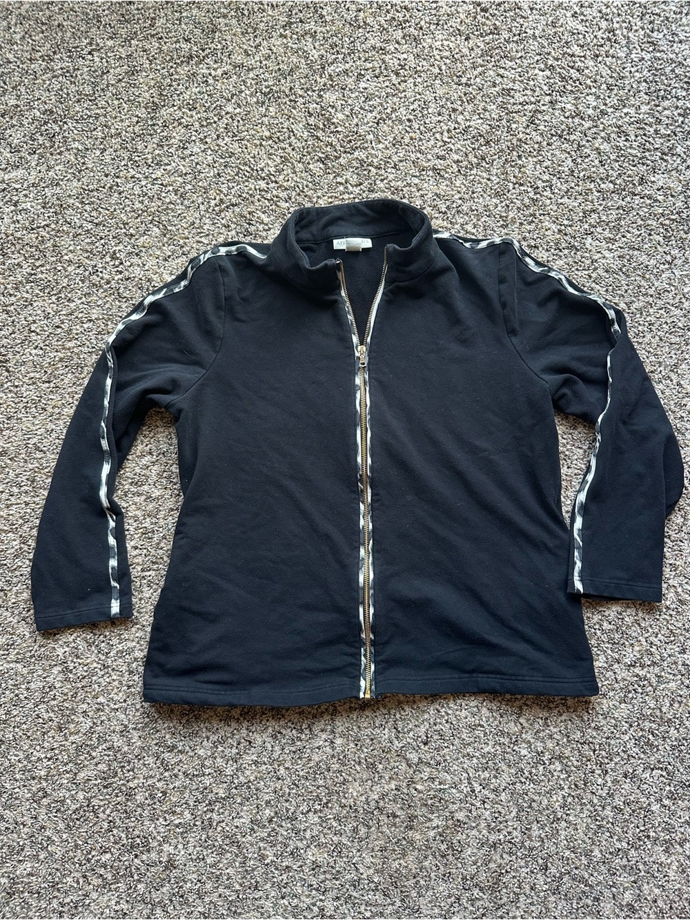 Appleseeds size L full zip sweatshirt